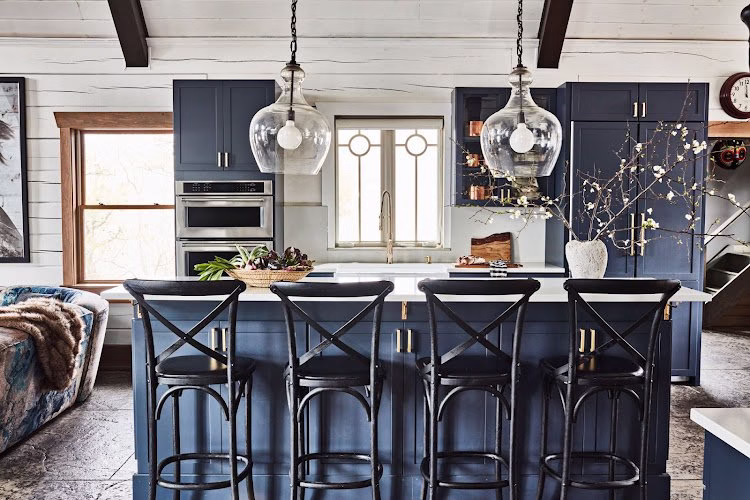 260677 avery johnson design