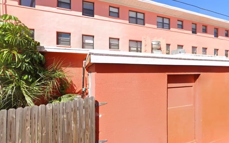 260693 artful design st pete beach 1 768x480