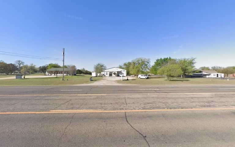 263772 bills floor services sales 768x480