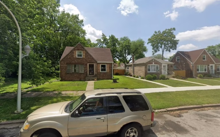 264325 professional gutter services of chicago 768x480