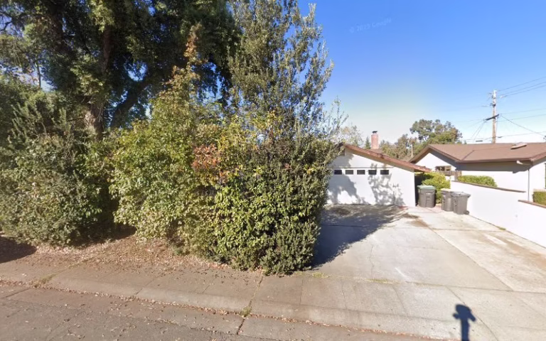 268495 arnolds pressure washing houses 768x480