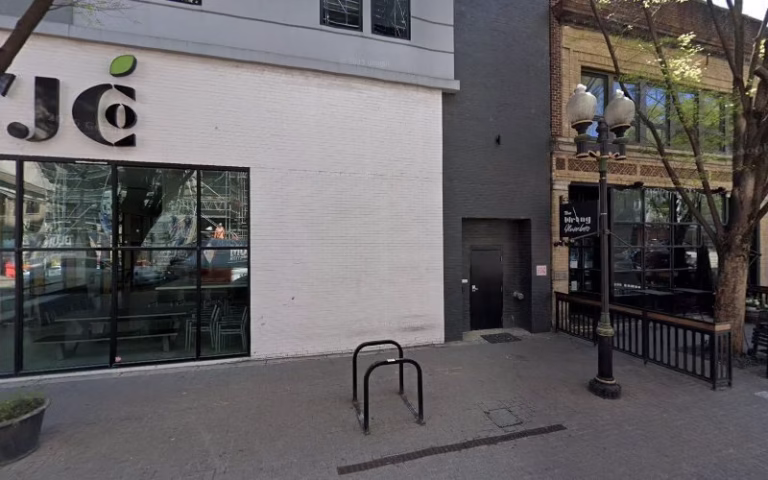 269325 landmark property management 768x480