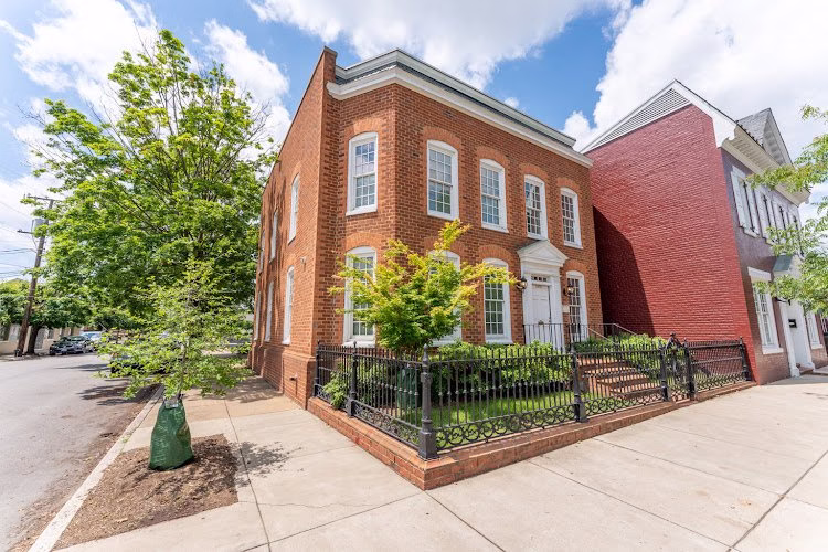 270259 peak property management