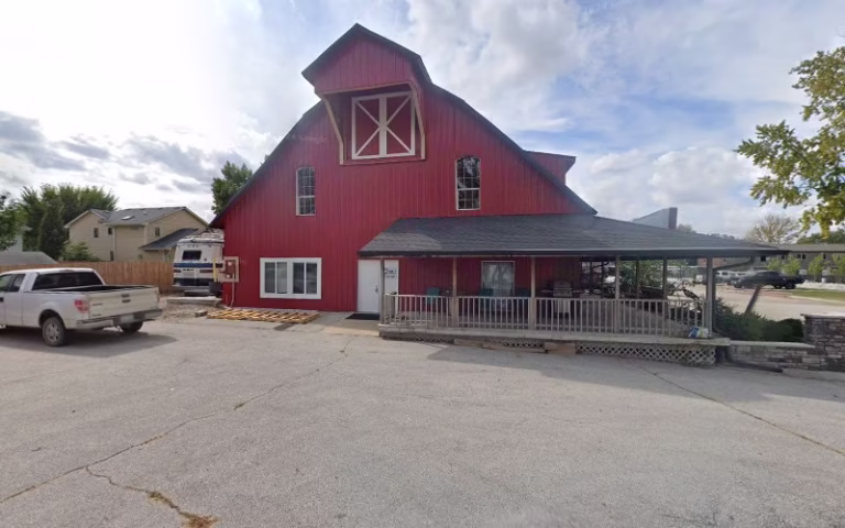 270655 crown property management llc 768x480