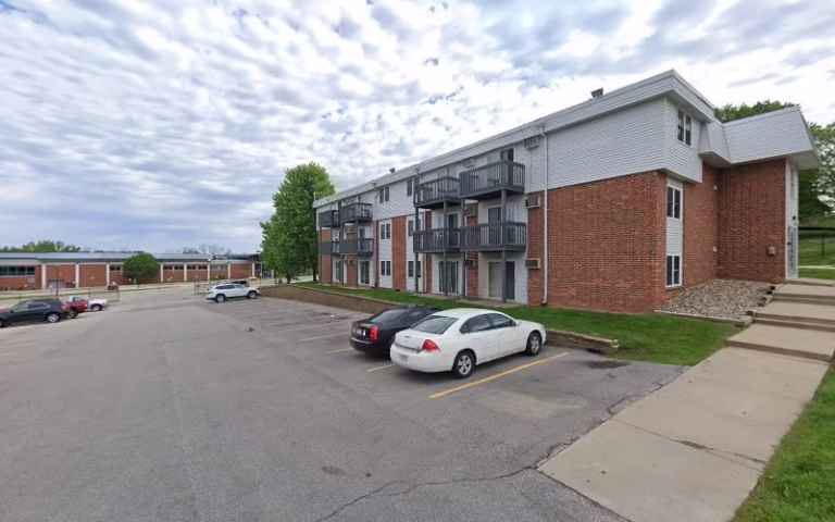 270700 iowa bell terrace 768x480