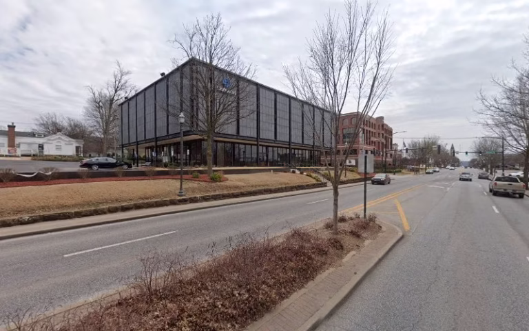 271776 homeriver group little rock 768x480