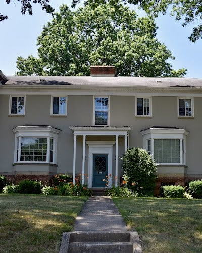 271885 bella dora management