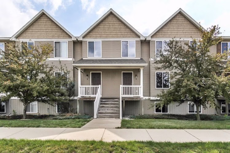 272141 compass property management