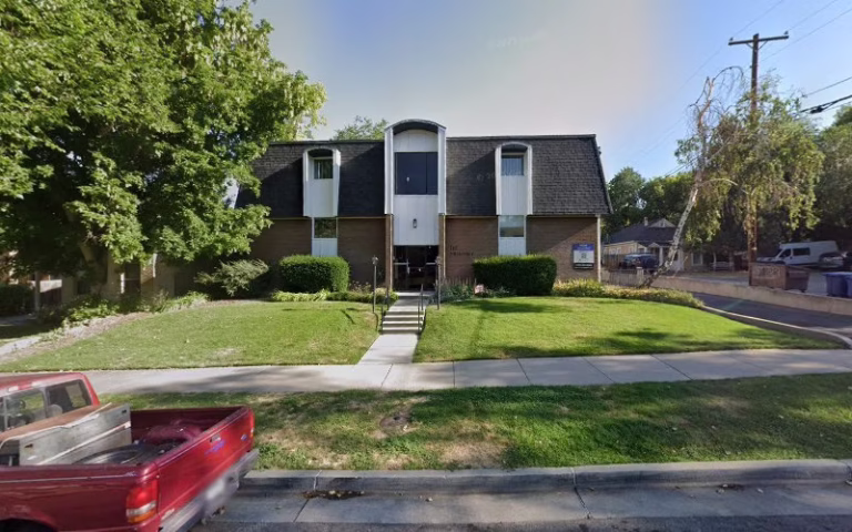 272402 mb property management 768x480