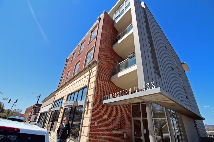 272844 fennell property management inc