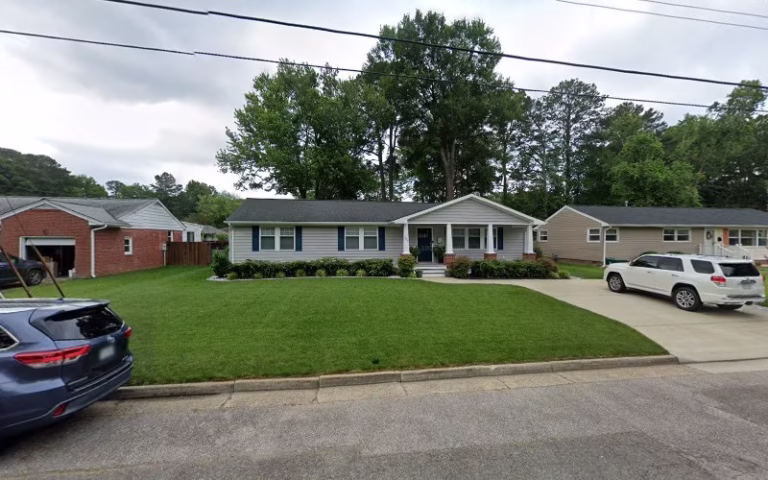 273218 k m realty inc 768x480