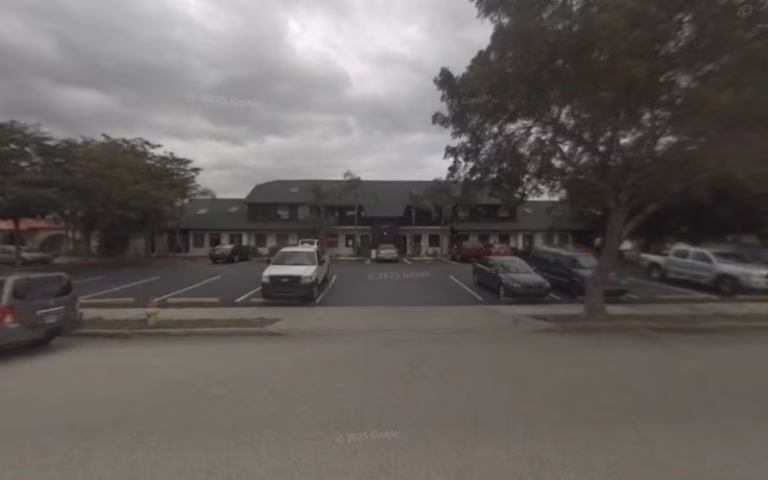 273366 realty associates of cape coral inc 768x480