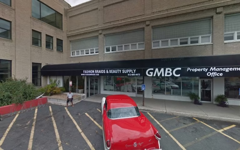 273732 sl team cleaning 1 768x480