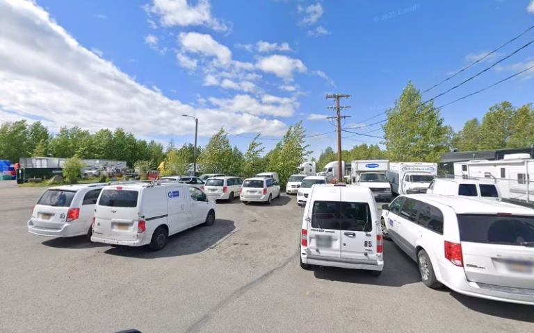 274005 q 1 services 768x480