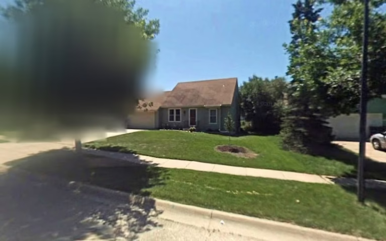 274074 2 m cleaning services 768x480