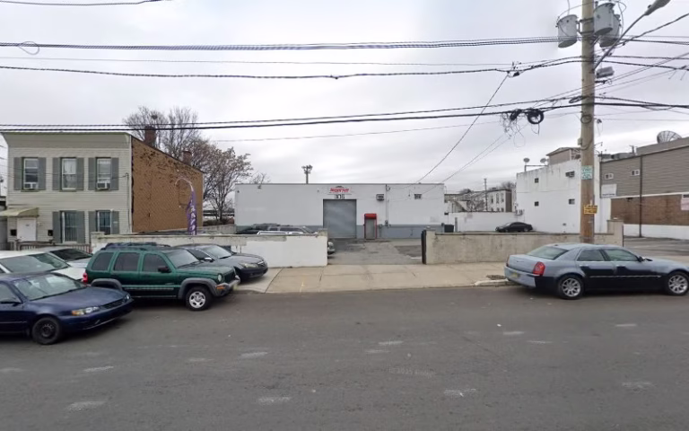 274326 ddc cleaning service llc 768x480