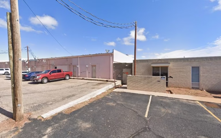 274539 married to the mop 768x480