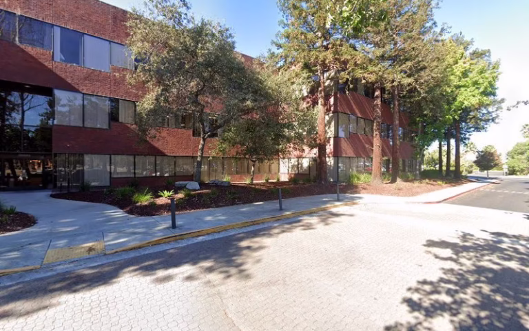 274832 bay city cleaners 768x480