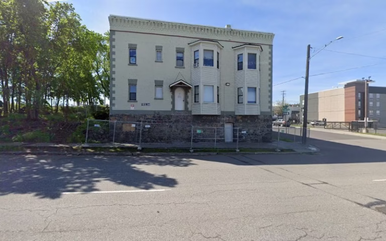 275008 sparkle clean 768x480