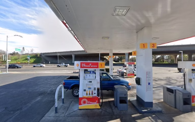 275447 total water damage restoration 768x480