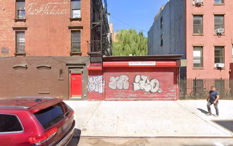 278152 nyc driveway pavers concrete sidewalk 1 768x480