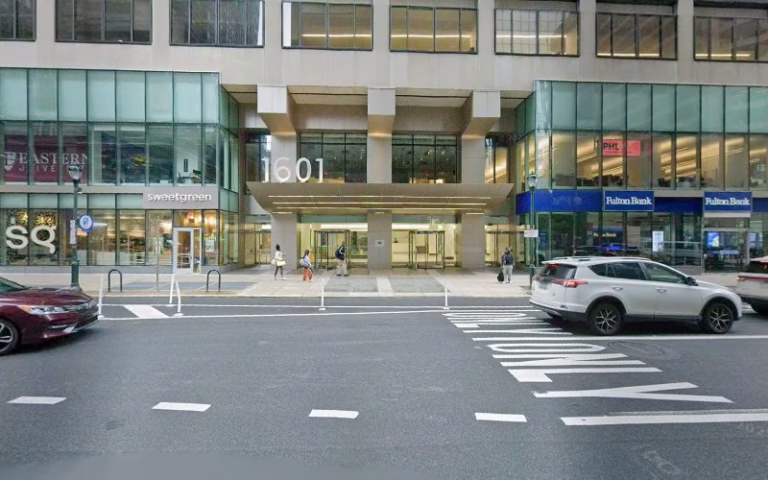 278615 mirror lawn turf doctor 768x480