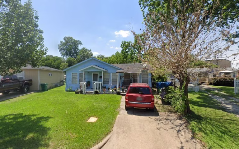 281804 martinez tile 1 768x480