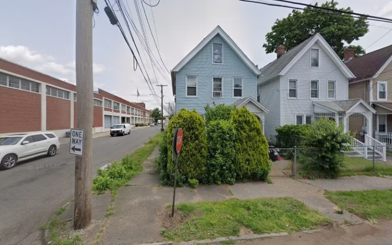 283011 mendez tree service west haven 768x480