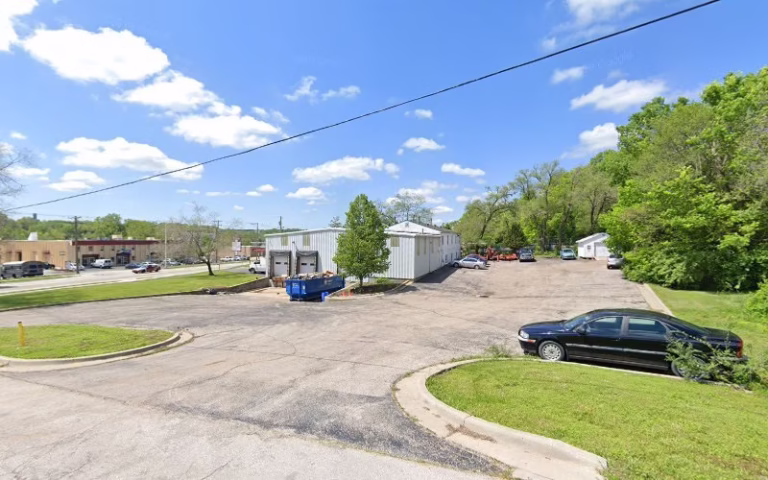 285133 decked out llc 768x480