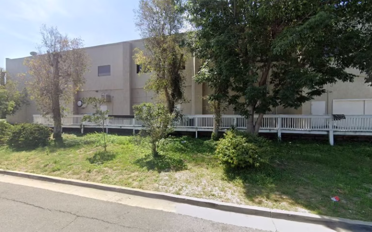 285234 first choice water damage 768x480