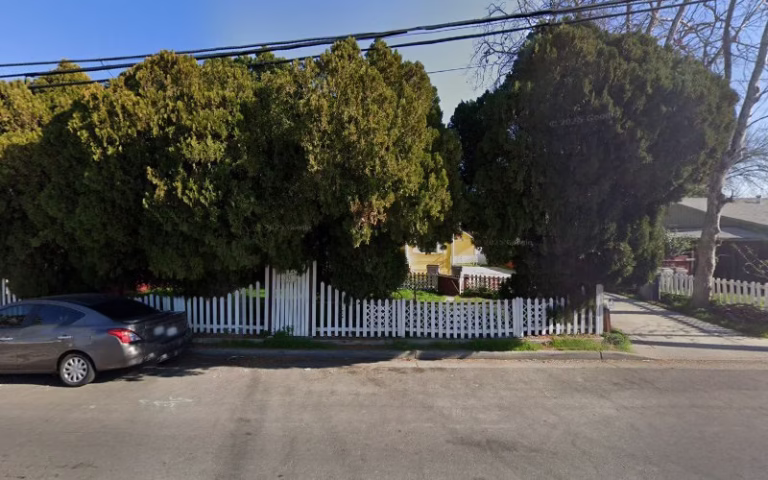 287913 mirandas house cleaning 768x480