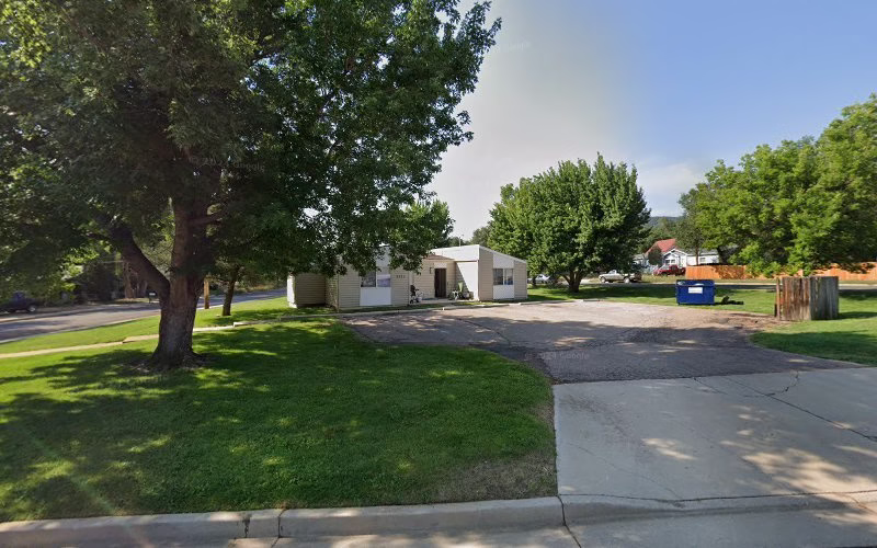 287948 medinas down and dirty cleaning services