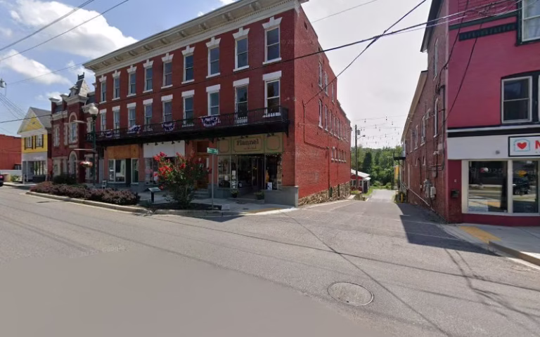 289703 glens septic service 768x480