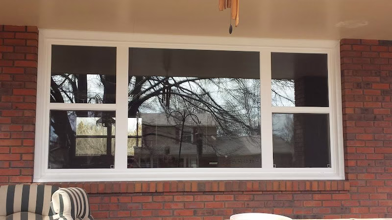 290479 window siding outlet 1