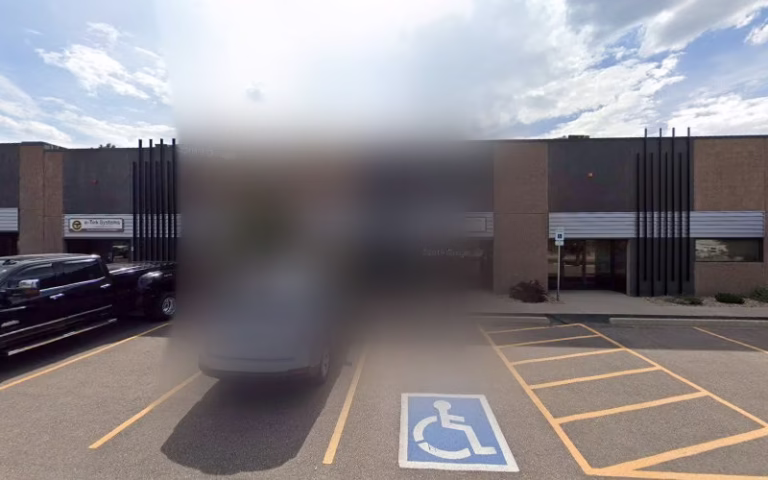 290593 grande vista inc. windows doors 768x480