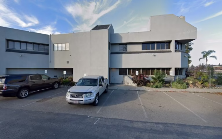 292157 valor appliance techs 1 768x480