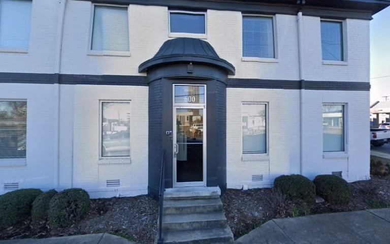 301122 chuck hamilton construction inc 768x480