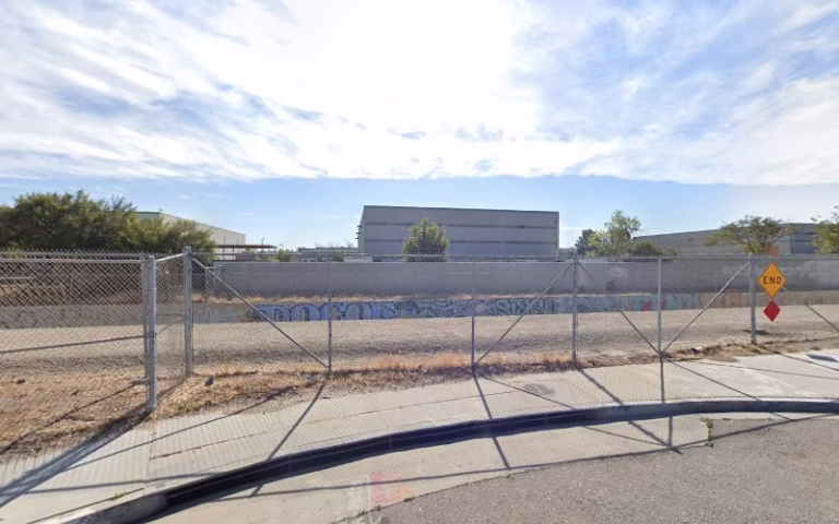 302427 celestine stone tile 1 768x480