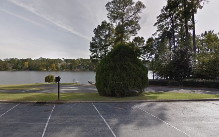 302828 finishing touch un faux 768x480