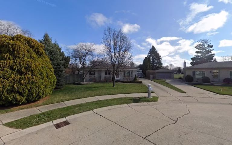 302977 k b decorating owned by kevin 768x480