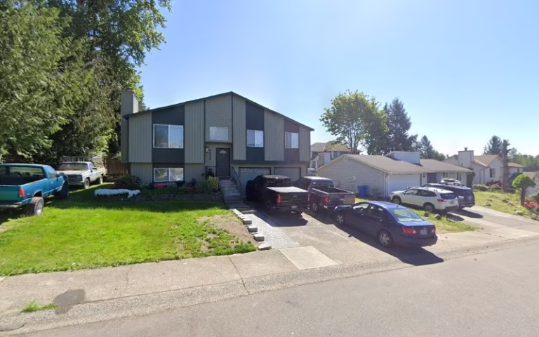 303151 rezzcomm painting 1 768x480