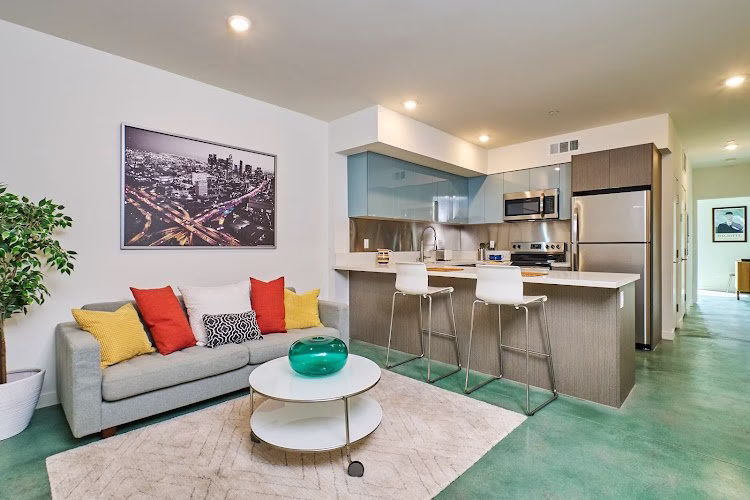 303688 oro properties la