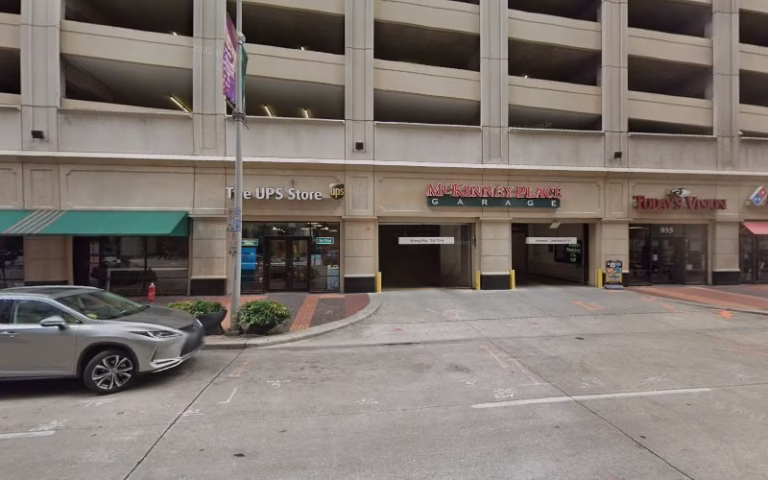 303905 houston property management 768x480