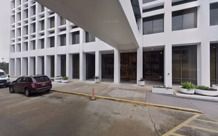 303976 oak leaf management 768x480