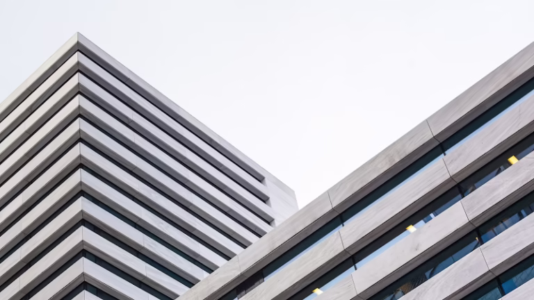 304499 willow bridge 768x432