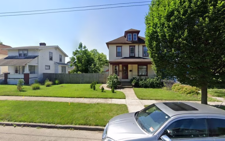 305064 heart home realty 768x480