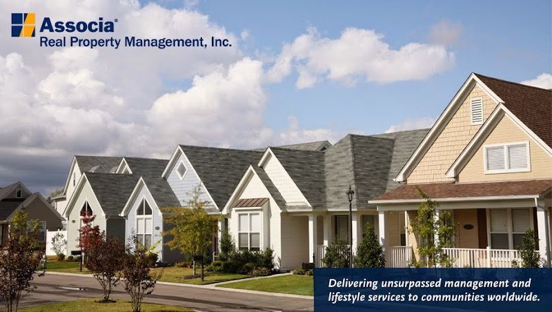 305086 real property management and community management solutions