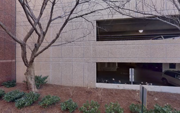 305152 white gloves property management solutions llc 768x480