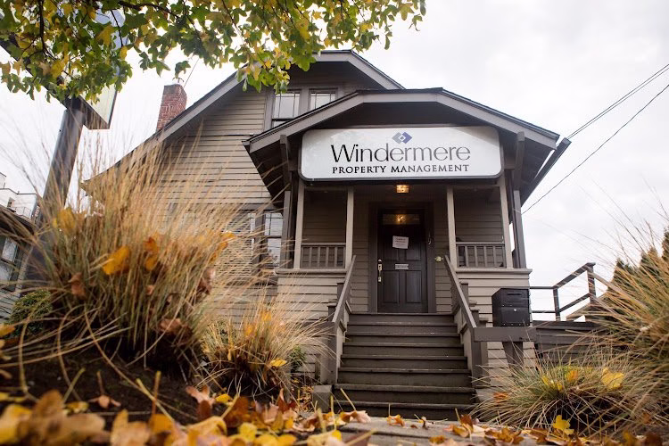 305594 lori gill associates windermere property management