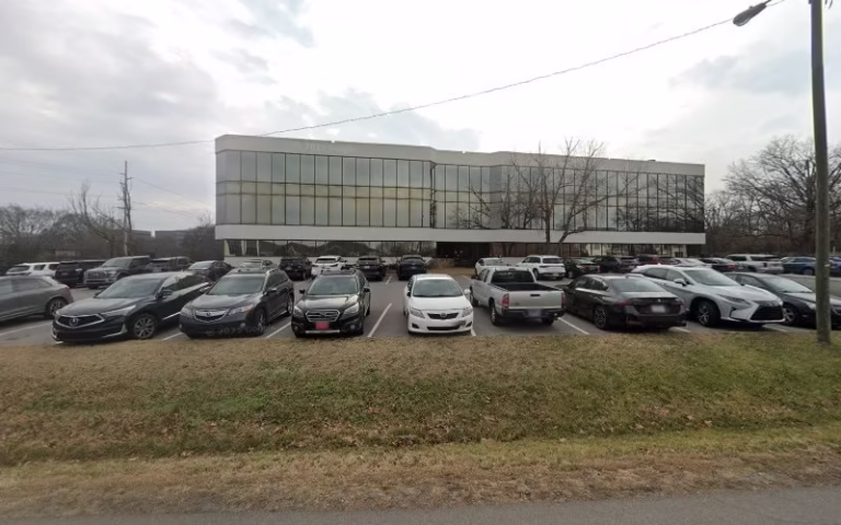 306043 property management of green hills 768x480